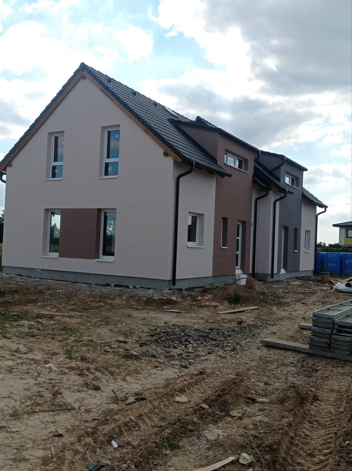 Zateplení a vnitřní úpravy – Nehvizdy 2023–2025